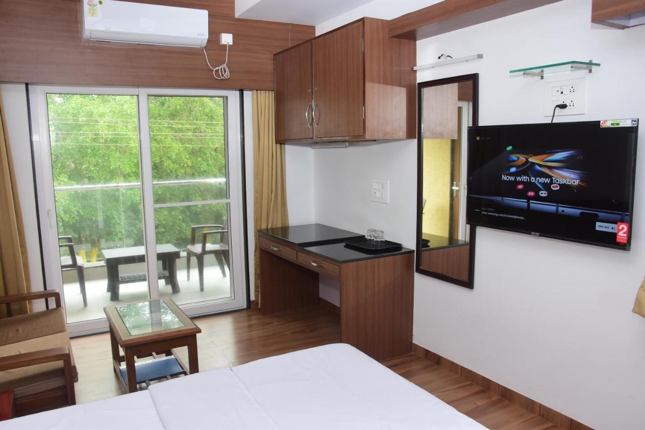 Regal Panhala Residency Hotel Exterior photo